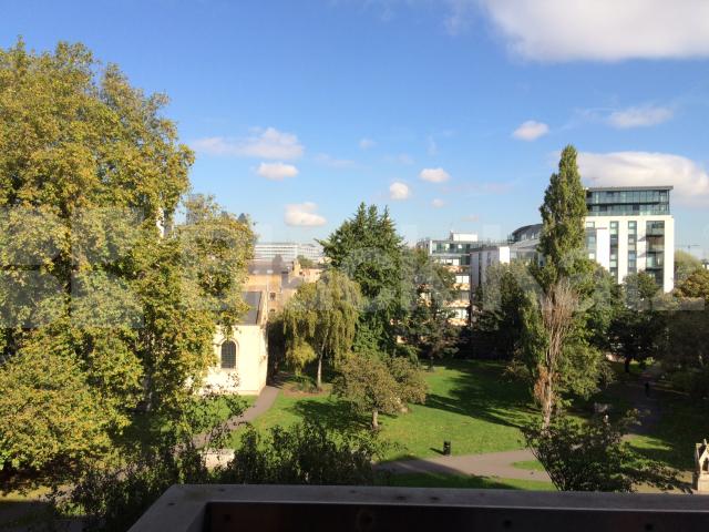 			UNDER OFFER , 2 Bedroom, 1 bath, 1 reception Apartment			 12 Bermondsey Square , London Bridge